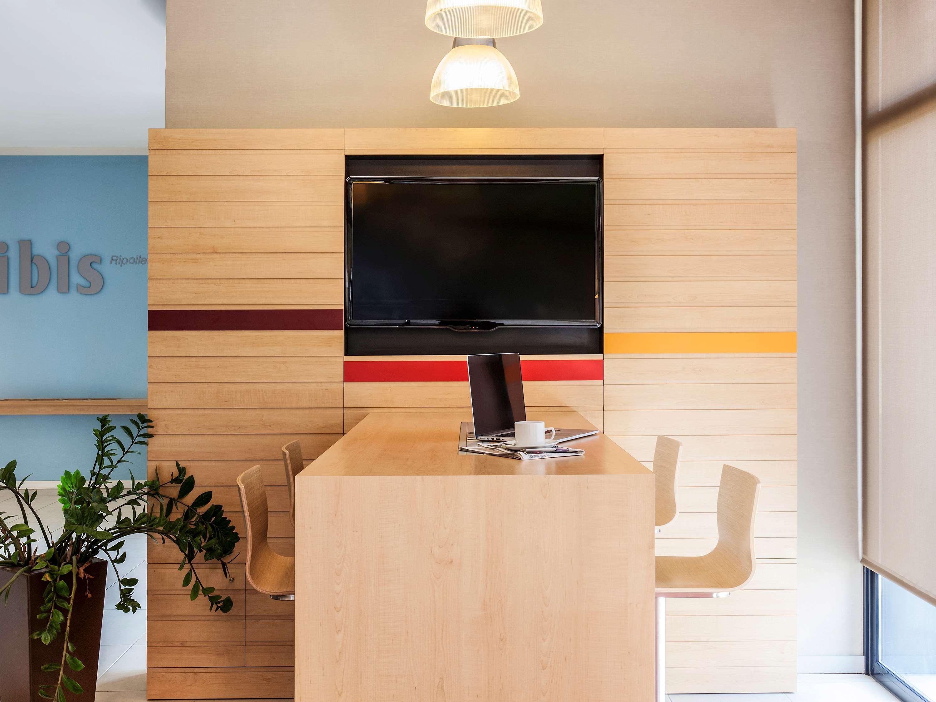 Hotel Ibis Ripollet