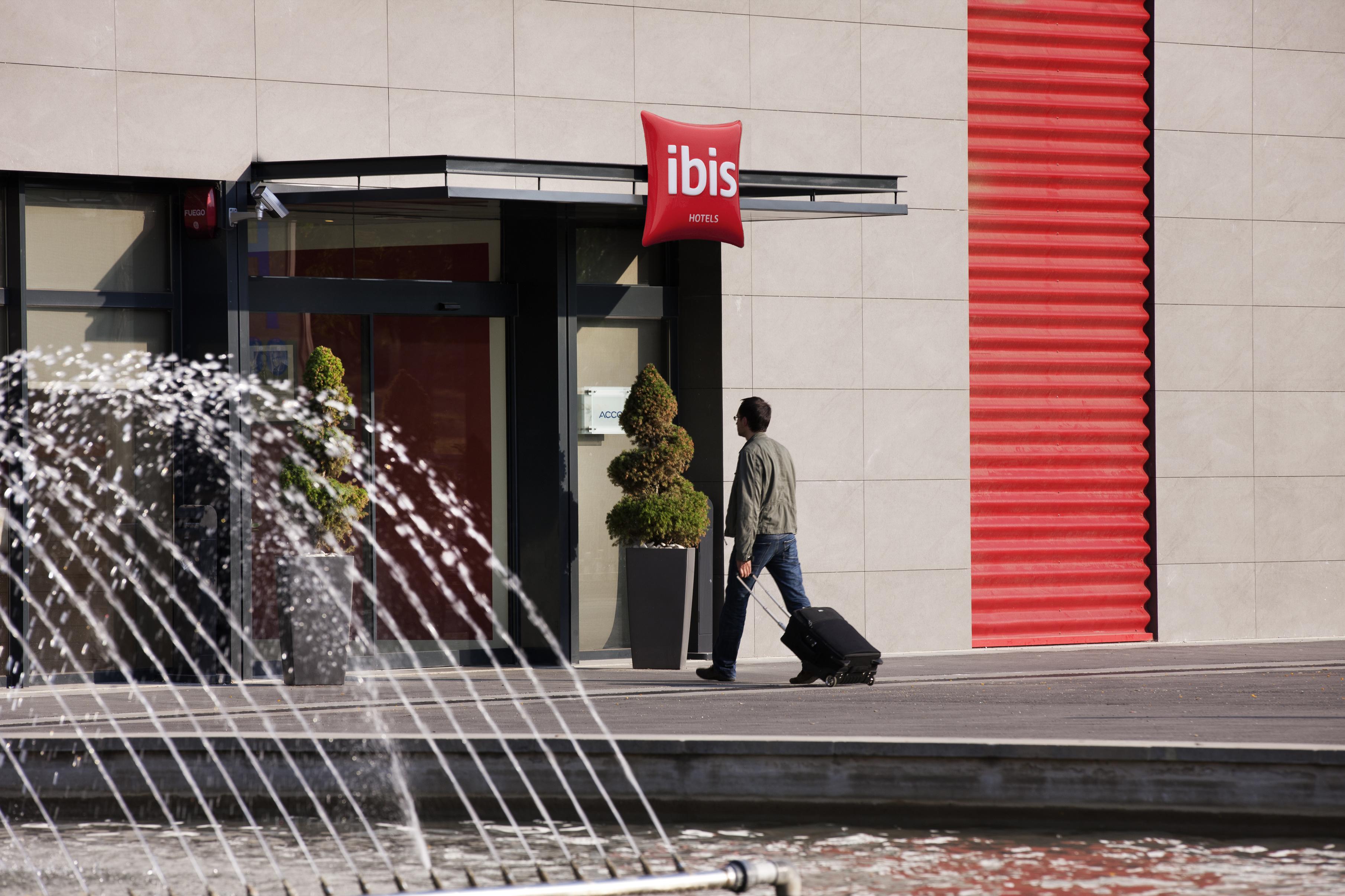 Ibis Hotel 2*